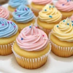 Delicious mini cupcakes with buttercream frosting, perfect for parties and celebrations.