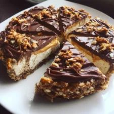 Pretzel Crust Peanut Butter Ice Cream Pie Recipe