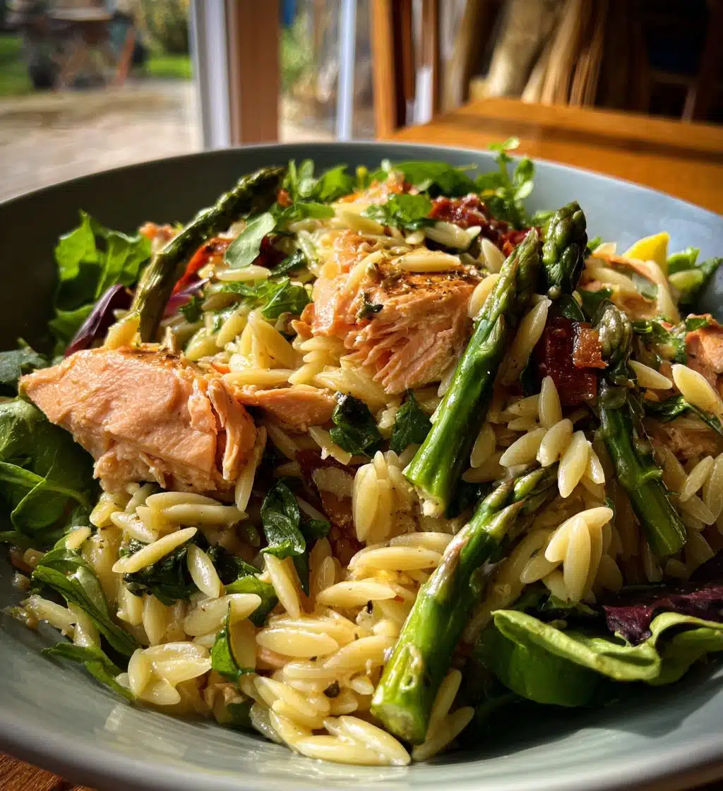 salmon asparagus orzo salad - detail 1