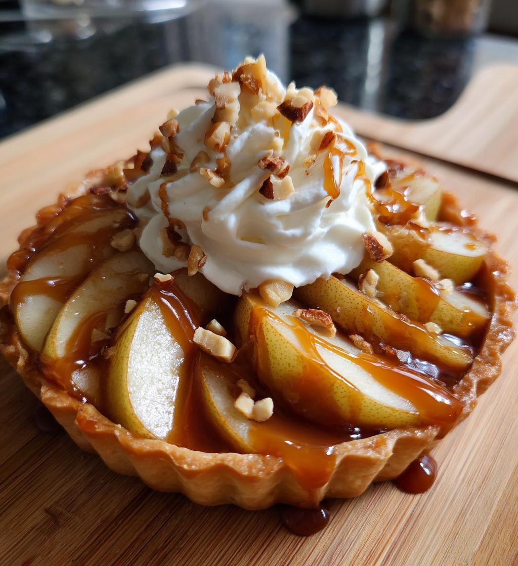 Caramel Pear Christmas Tart - detail 1