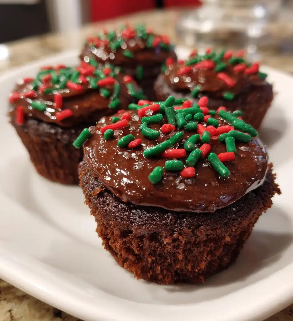 Christmas Chocolate Cupcakes - detail 1