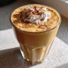 Christmas Gingerbread Smoothie: 5 Reasons to Love It