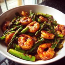 Easy, Healthy Shrimp and Asparagus Stir Fry in 20 Minutes