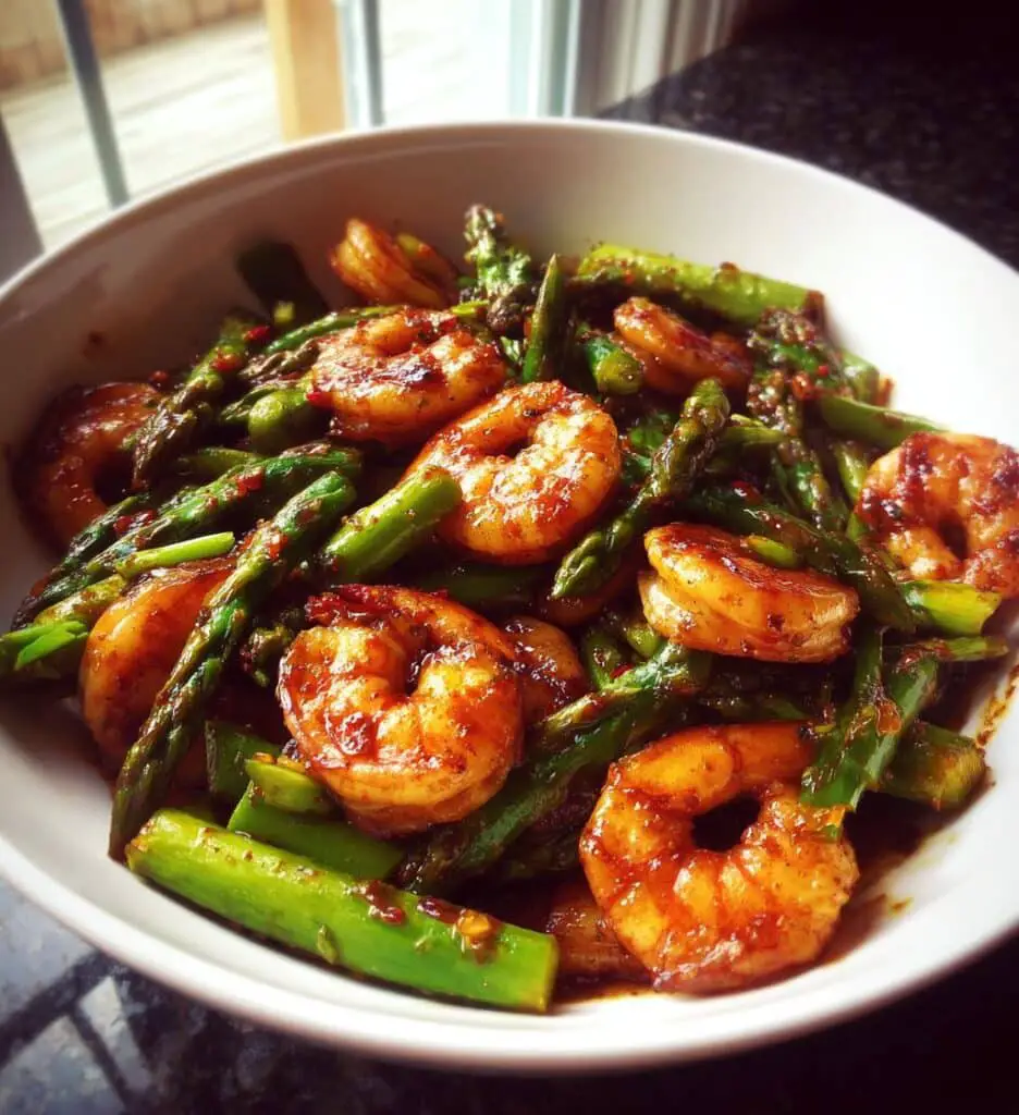 Easy, Healthy Shrimp and Asparagus Stir Fry