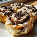 oreo stuffed cinnamon rolls