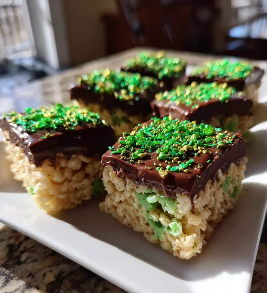 st patricks day rice krispie treat bites