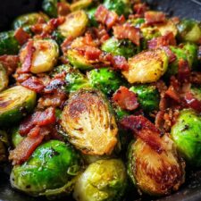 Christmas Brussels Sprouts with Bacon that Wow Your Guests