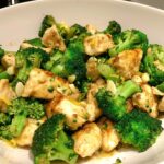 Lemon Garlic Chicken & Broccoli Skillet