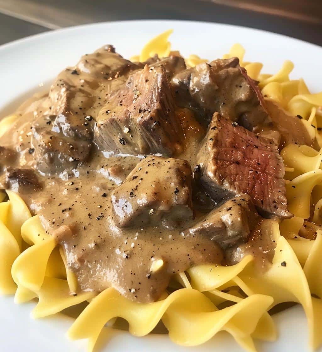 Slow Cooker Beef Stroganoff