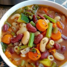 Slow Cooker Minestrone: 5 Reasons To Crave This Comforting Soup
