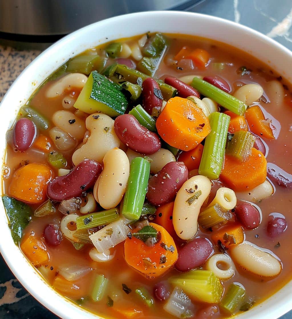 Slow Cooker Minestrone