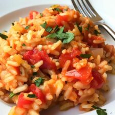 Spanish Rice: 5 Reasons This Flavorful Meal Will Delight