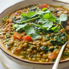 Spinach Lentil Curry: 10 Flavorful Steps to Joyful Eating