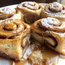 Banana Bread Cinnamon Rolls: 7 Irresistible Tips to Enjoy