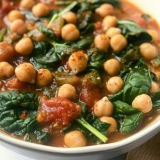 Chickpea Spinach Stew: 7 Reasons to Love This Comforting Bowl