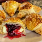 Cranberry brie bites