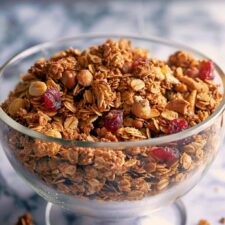 Gingerbread Granola: 7 Blissful Steps to Crunchy Perfection