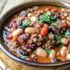 One-Pot Chili: 7 Comforting Recipes for Cozy Days