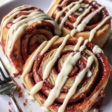 Red Velvet Cinnamon Rolls: 5 Steps to Sweet Heaven