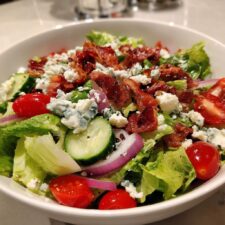Ruth’s Chris Chopped Salad: 5 Reasons to Love It Fresh