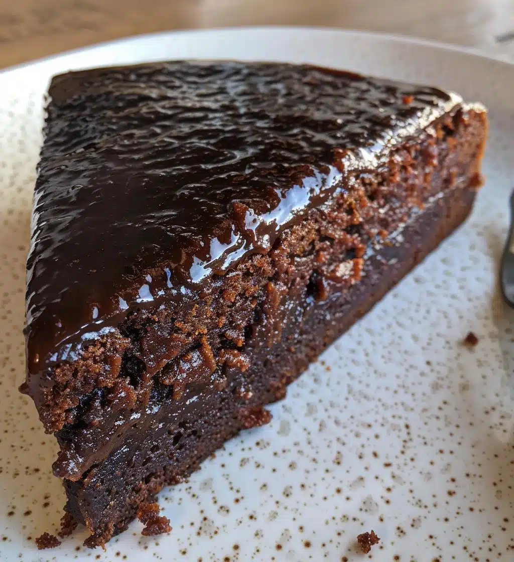 Edwardian Molasses Butter Cake - detail 1