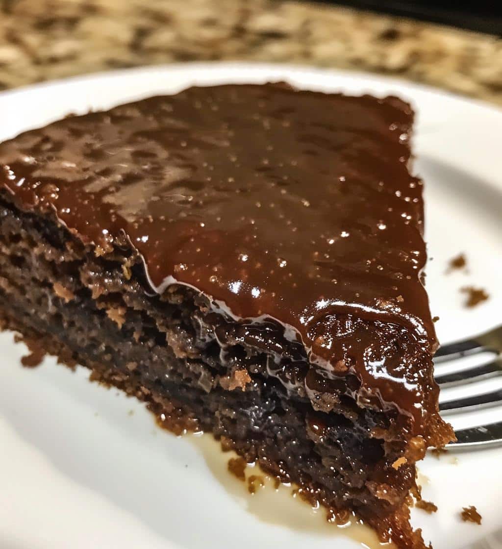 Sticky Ginger Date Cake with Citrus Glaze - detail 1