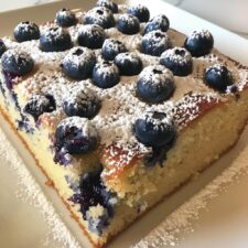 Blueberry Sheet Cake: 7 Irresistibly Delicious Reasons to Bake