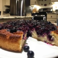 Blueberry Yogurt Upside Down Cake: 5 Reasons to Indulge