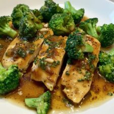 Garlic Butter Chicken Broccoli: 30-Minute Comfort Dish
