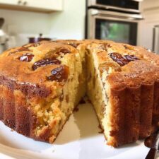 Old-Fashioned Date Butter Cake: 7 Sweet Memories Recreated