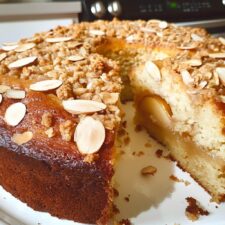 Pear Almond Crumb Cake: 7 Secrets to Perfectly Delicious