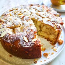 Pear Almond Olive Oil Cake: 7 Steps to Heavenly Delight
