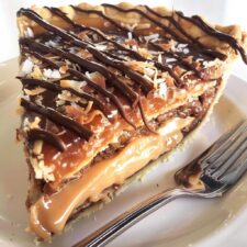 Samoas Cookie Pie: 5 Layers of Decadent Delight