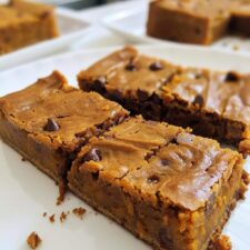 Pumpkin Blondies: 7 Cozy Bites of Fall Happiness