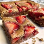 Strawberry Sugar Cookie Bars